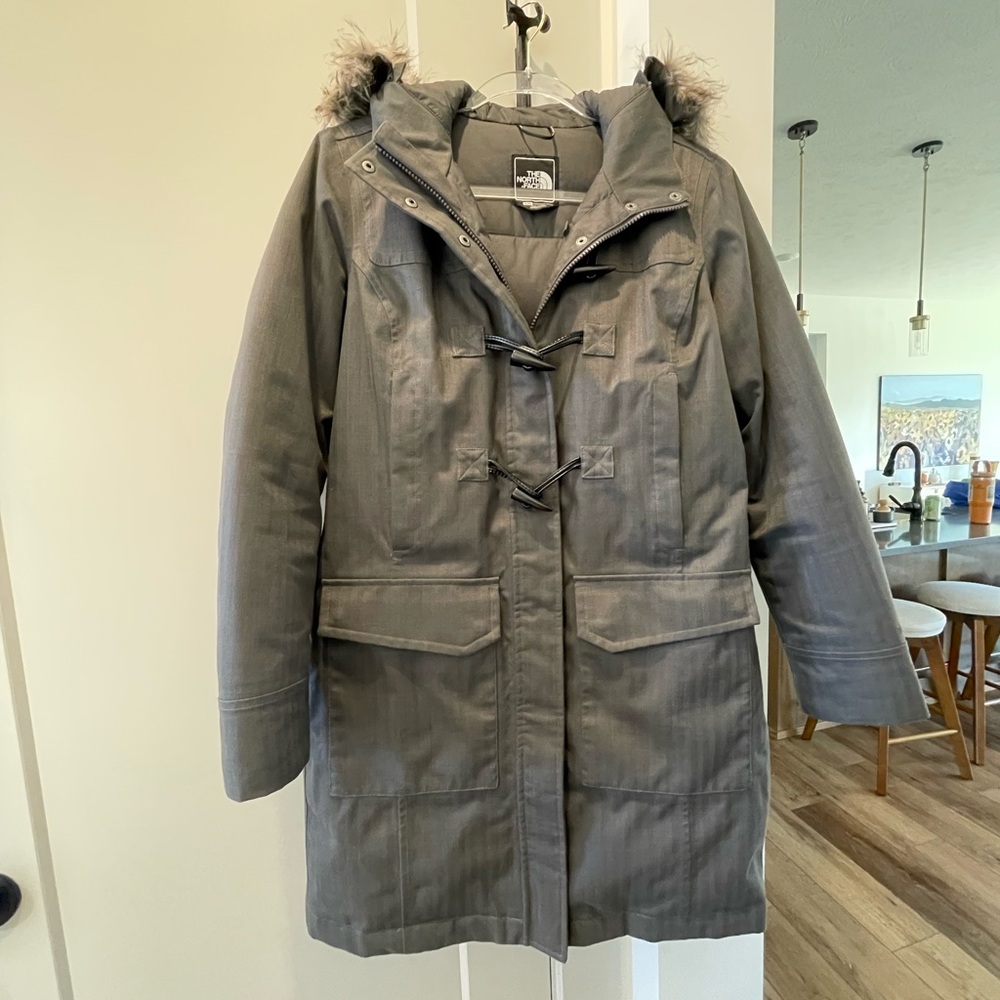 North Face Winter Parka Jacket | Dark Grey | Women’s Medium | Like New